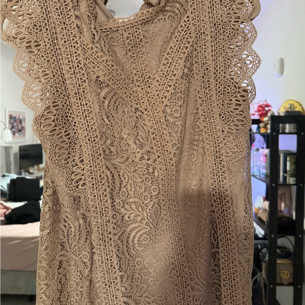Cable & Gauge Beige Lace Top